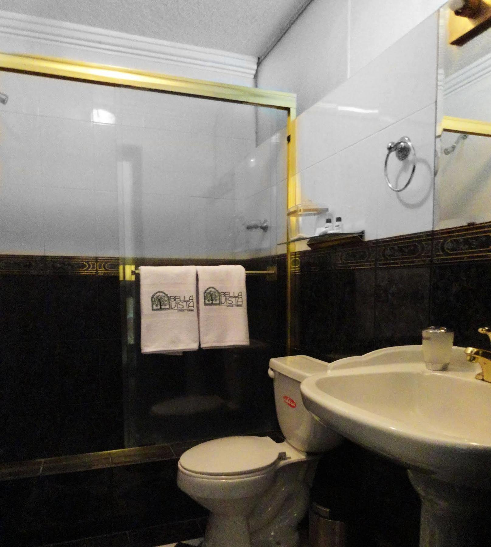 Hotel Suites Gonzalez Suarez Quito Dış mekan fotoğraf